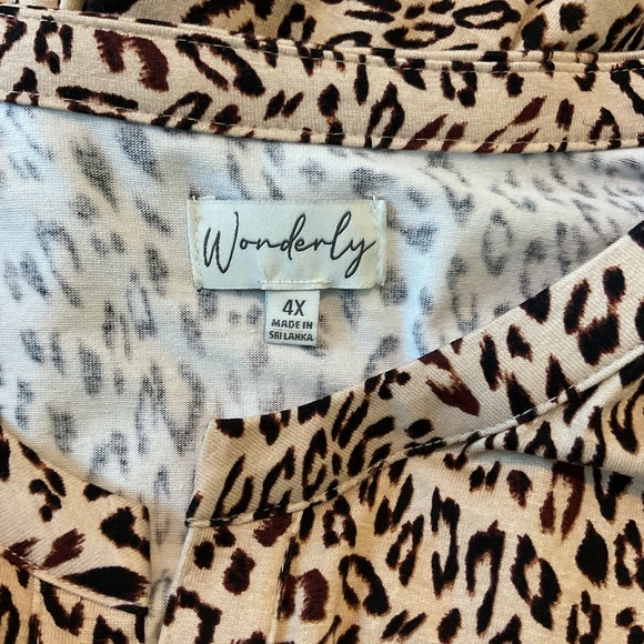 Wonderly Plus Size Tiered Tunic. Cheetah print. Size 4X. Long sleeve - Picture 5 of 5